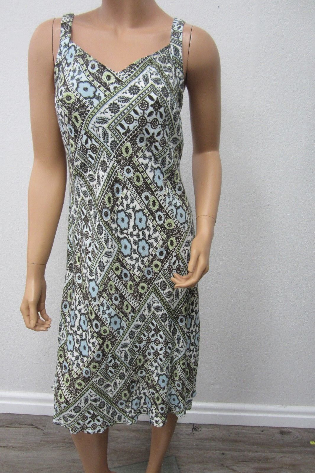 NWT Ann Taylor Loft Petites Dress VERY CUTE Size : 8P