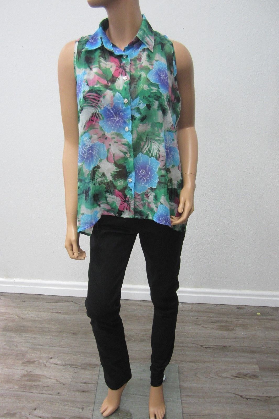 *MINT*  Derek Heart Super Cute Flower  Button-Down Sleeveless Top SIZE: L