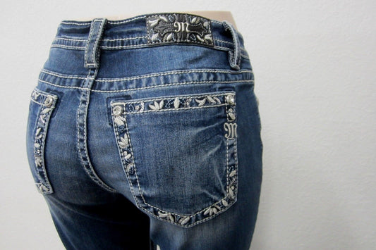 NWT Miss Me Women's Blue Floral Embroidered Border Jeans - Boot Cut  - MY3013B2