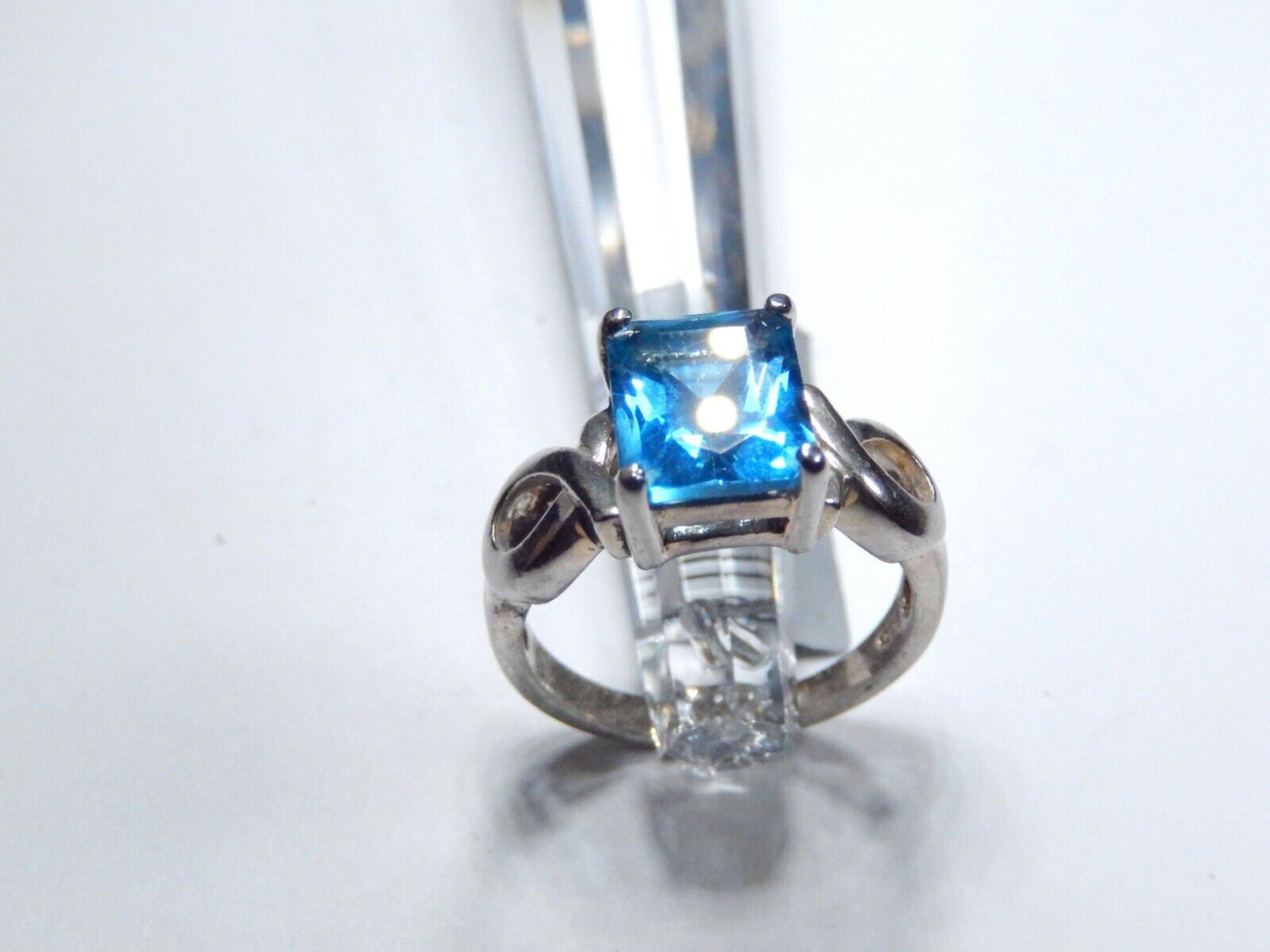 *VINTAGE*  Sterling Silver 3.00 CT London Blue Topaz Infinity Ring Size 7.75