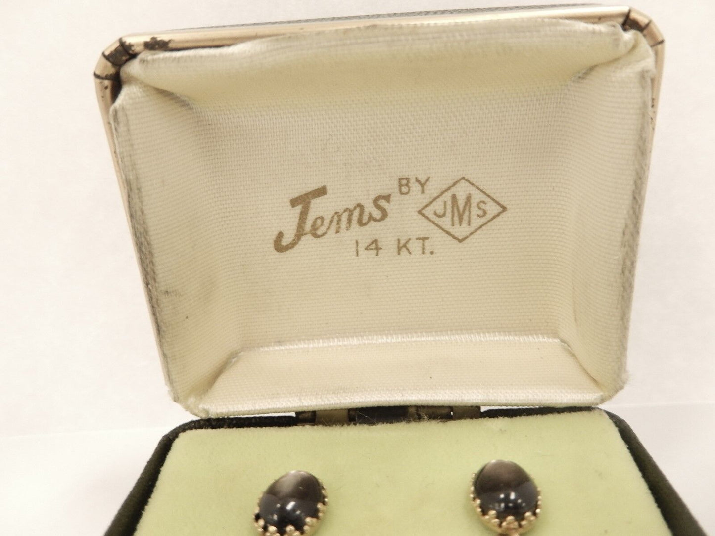 Vintage 14k Yellow Gold Mother of Pearl Earrings In Original Box JMS Jewelers
