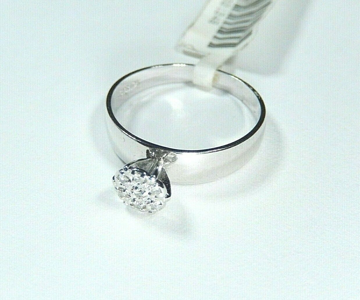 *NWT* 10k White Gold Seven Natural VS Diamond Wedding Engagement Ring Size 5.75