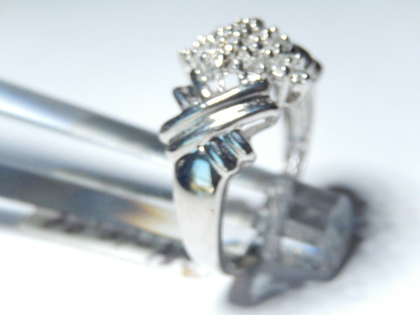10K White Gold Natural .50CT Diamond Cluster Ladies Designer Style Ring Size 7