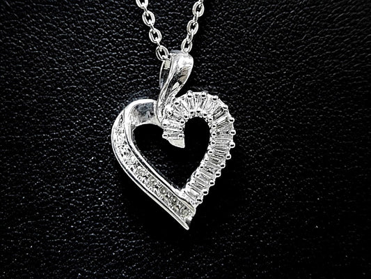 Solid 10k White Gold Natural Diamond Heart Pendant With 18" Chain