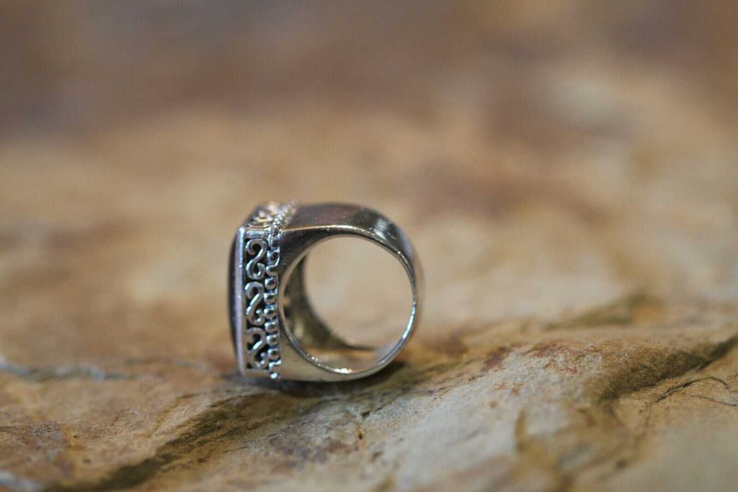 *VINTAGE* Large 925 Sterling Silver  Black Onyx Square Filigree Trim Ring Size 6