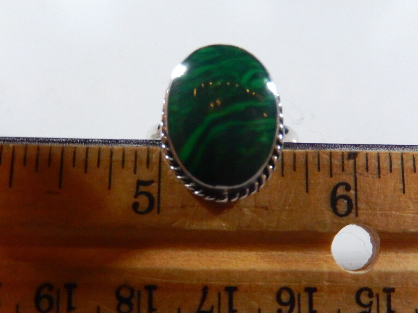 *VINTAGE*  Native American Sterling Silver Large Oval  Malachite Ring Size 10.75