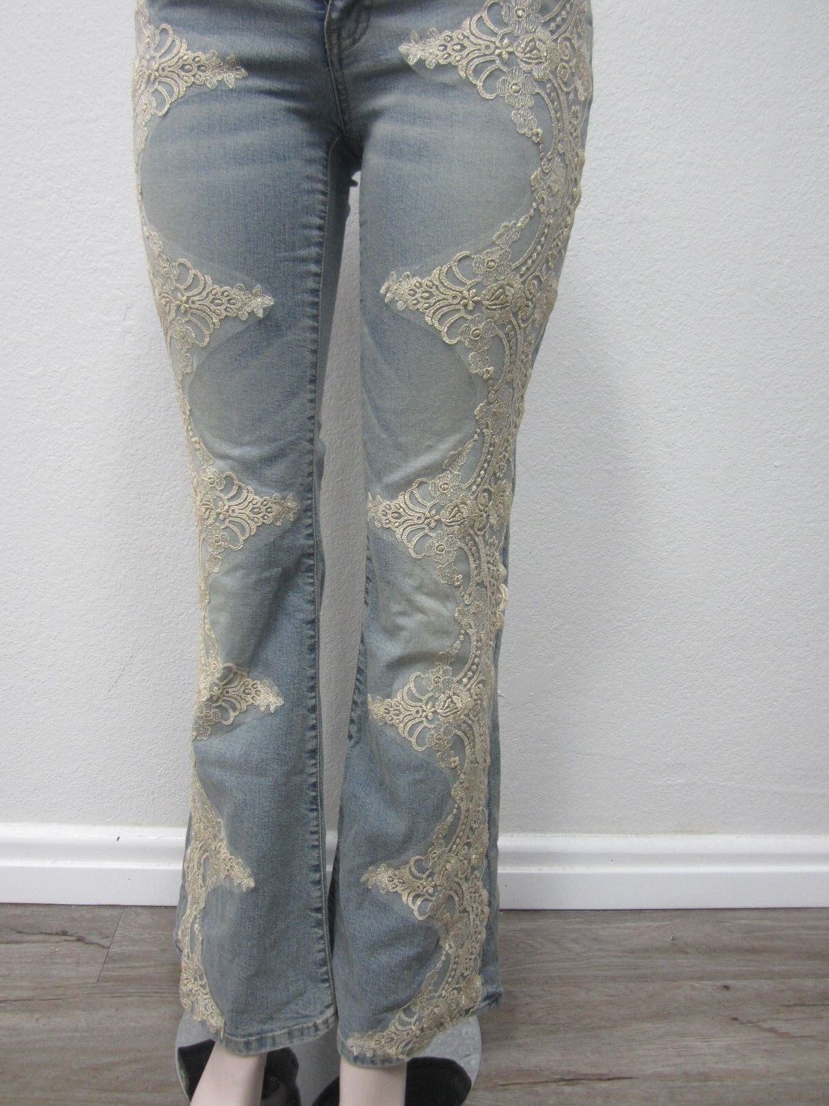 NWOT LUCENT Embellished Beadazzled Light Wash Denim Flare Jeans Sz 15W X 32