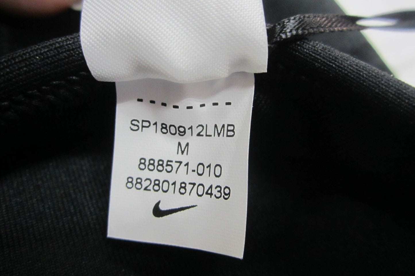 *NWT* Nike Victory Compression Sports Bra Top Fitness Yoga Crossfit  Black Sz M
