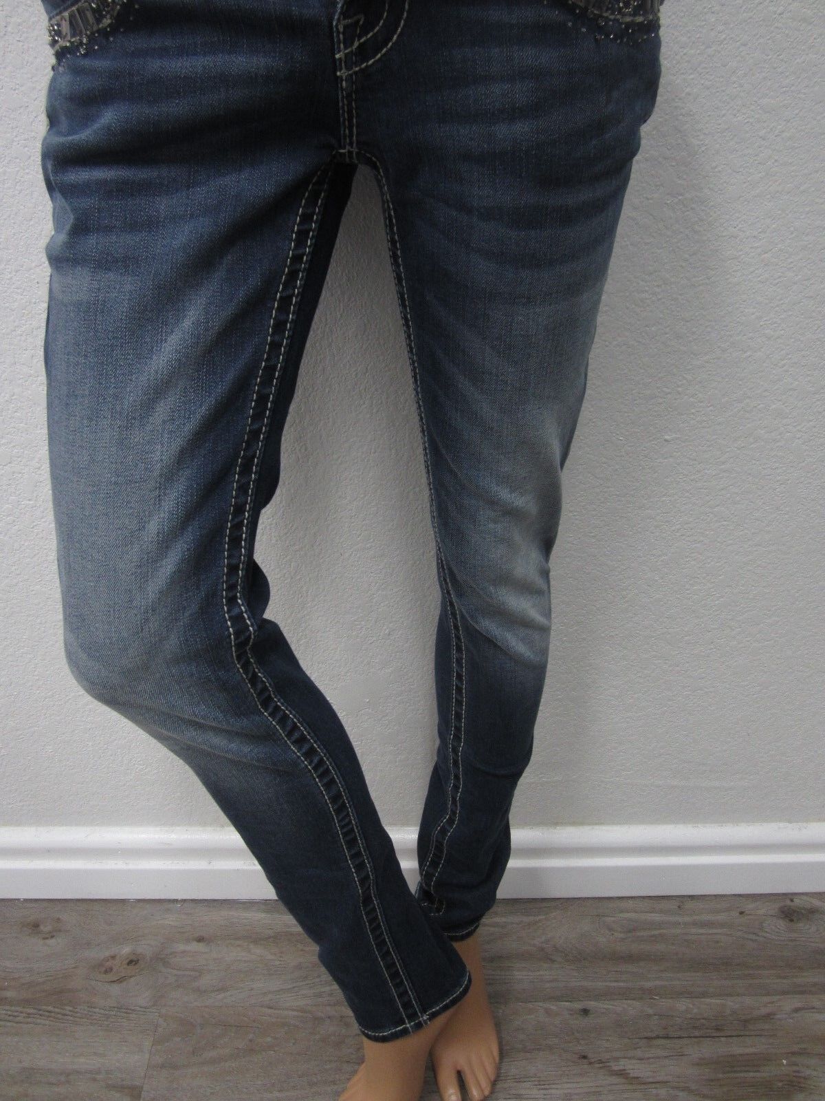 NWOT MISS ME JP5997S Super Cute Embellished FLAP SKINNY JEANS Size 26 x 31
