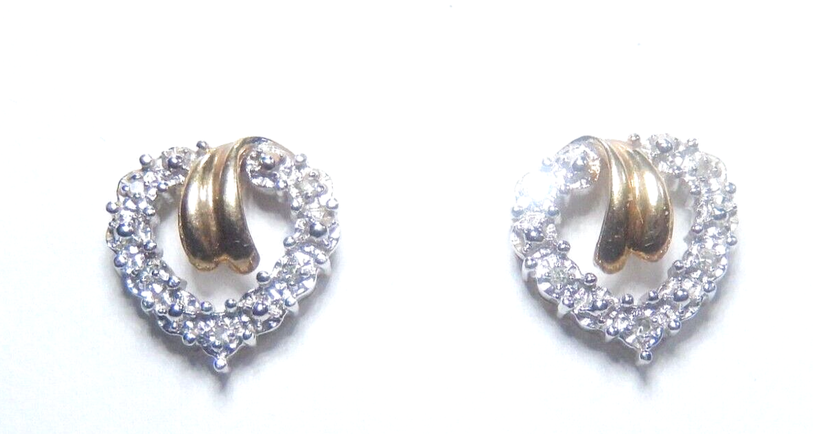 *VINTAGE*  10k Yellow Gold  Diamond Heart Stud Earrings 7/16"