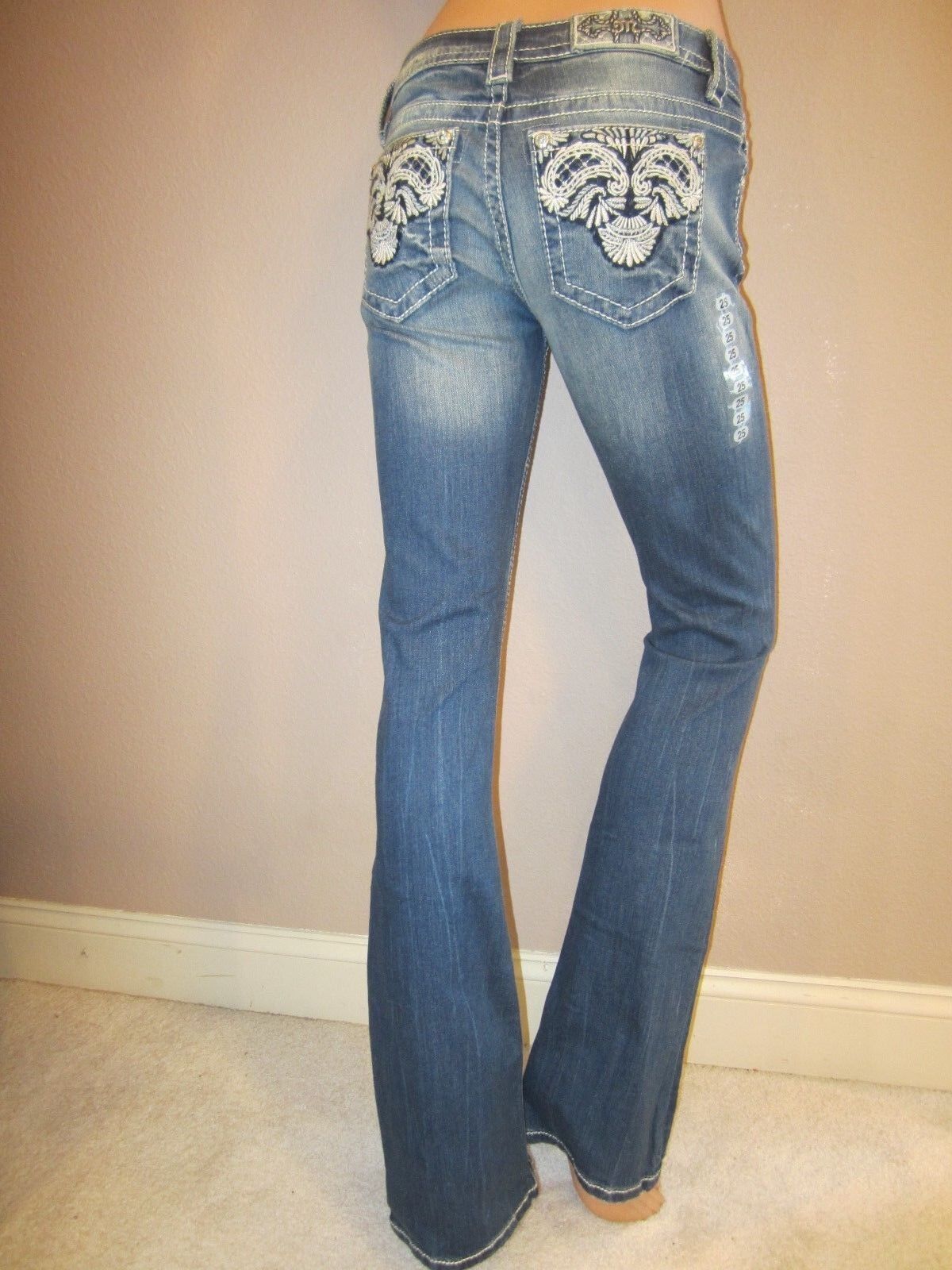 NWT- MISS ME  Embellished Signature Boot Cut Stretch Jeans 26 x 34 NWT