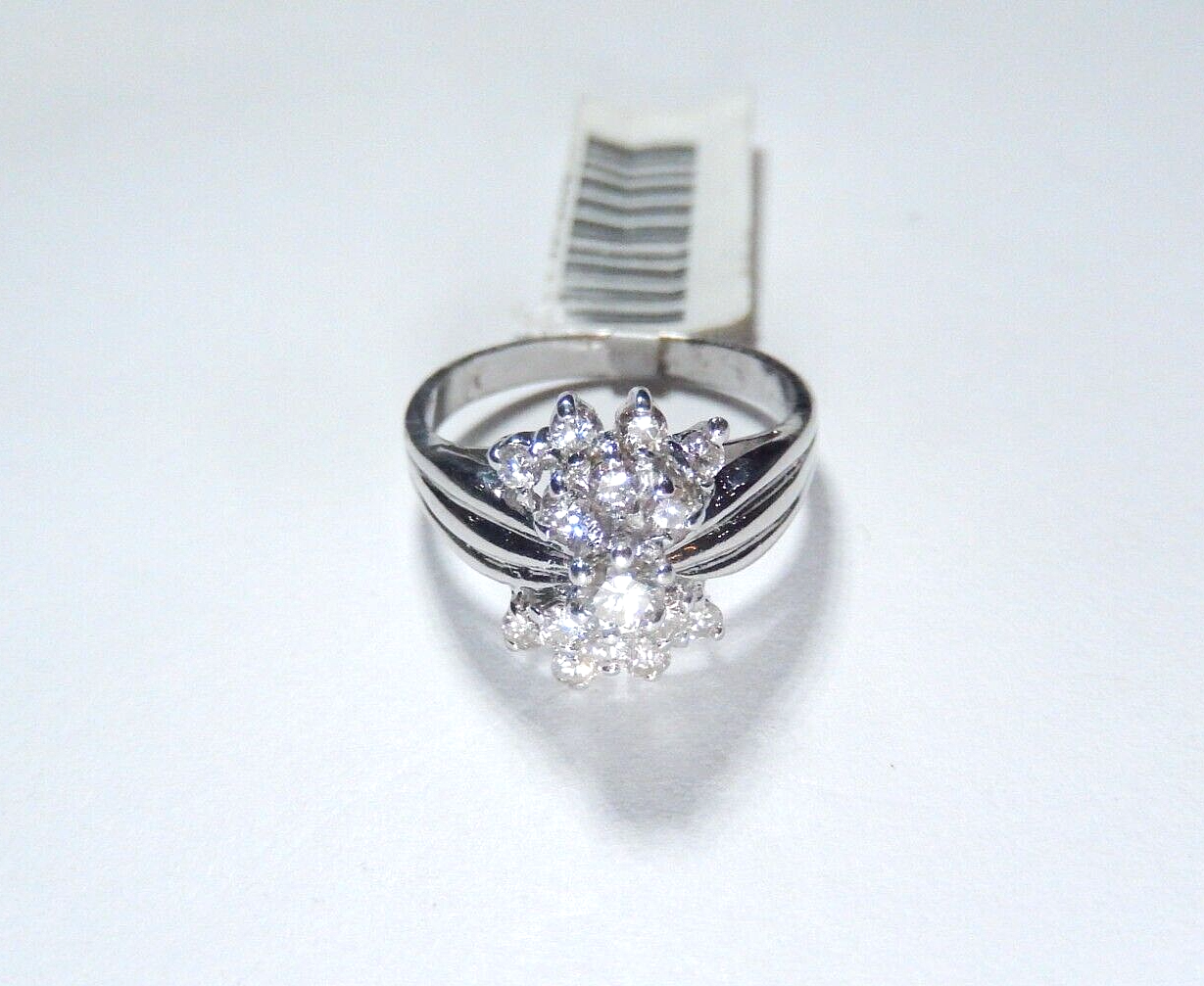 *NWT* 14k White Gold 2/3CT Natural VS Diamond Cluster Cocktail Ring ~ Size 6.25