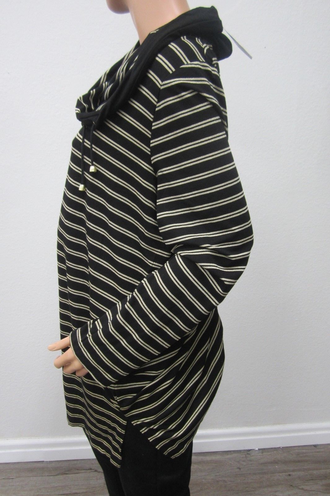NWT Zenergy by Chico’s  Long Sl Cowl Neck CUTE  Stretch Knit Top Sz 2