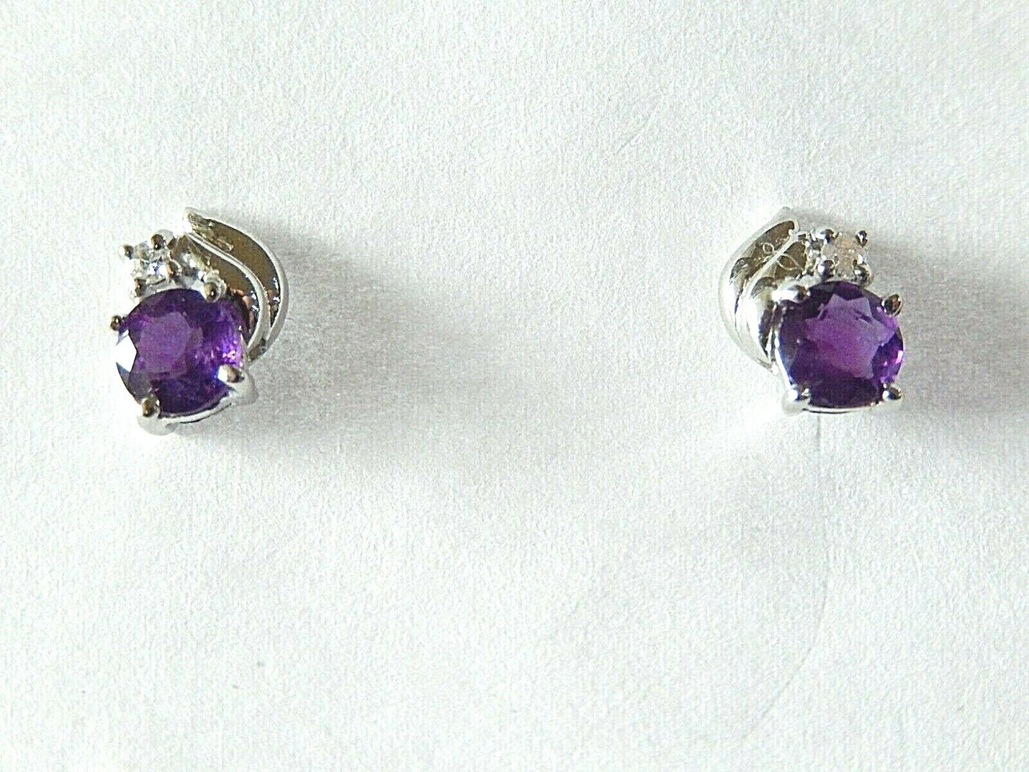 *NWT* 14K White Gold .75CT Amethyst & Diamond Stud Earrings