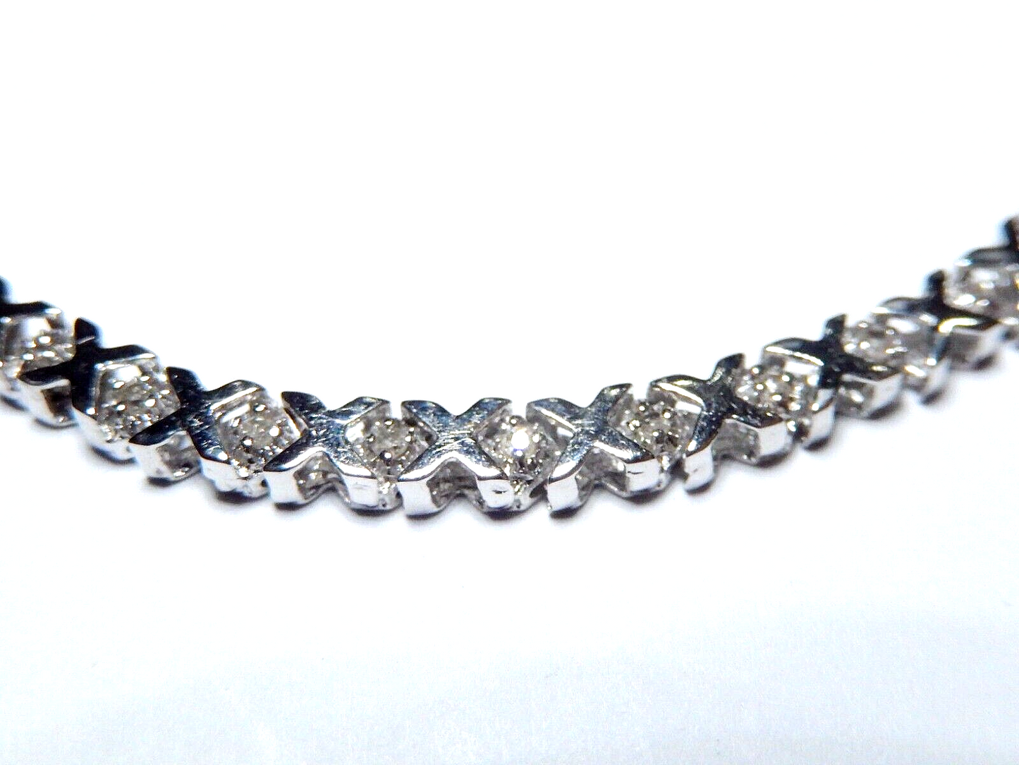 *NWT*  10k White Gold 1/4 CT Diamond X Link 4mm Thick Bracelet 7.75"