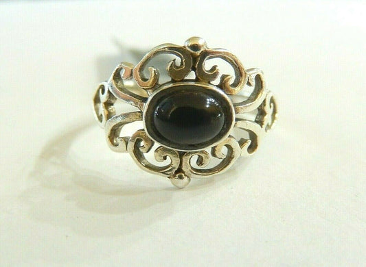 VINTAGE*  Signed Sterling Silver 925  Black Onyx Filigree Style Ring Size 9