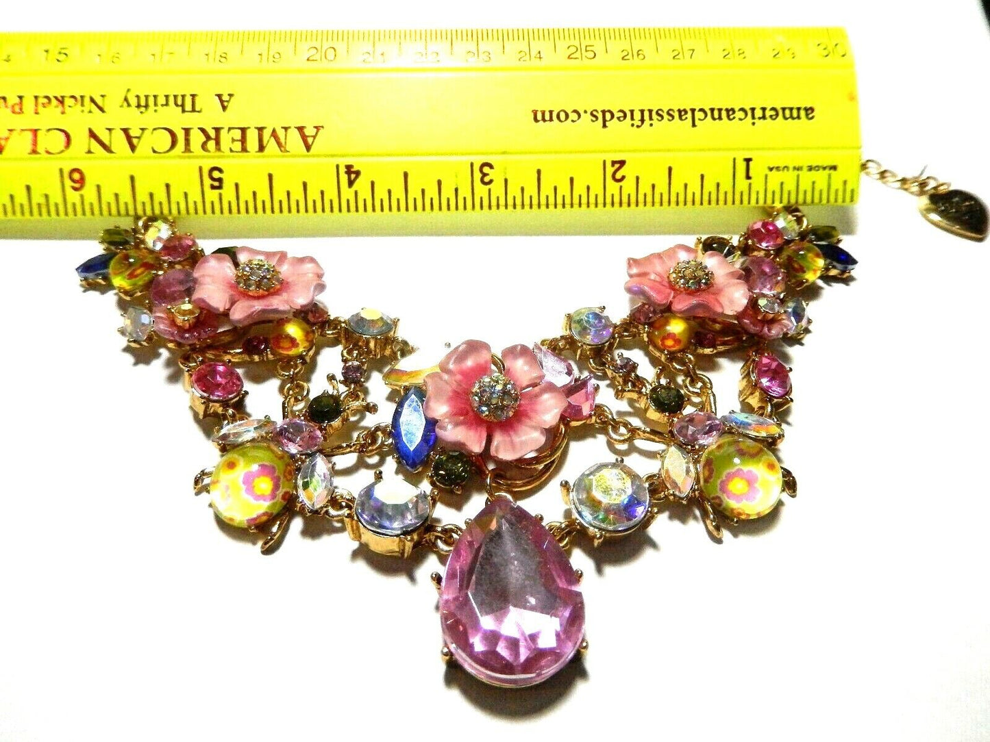 *NEW*  BETSEY JOHNSON  FLOWERS AND BLING STATEMENT NECKLACE