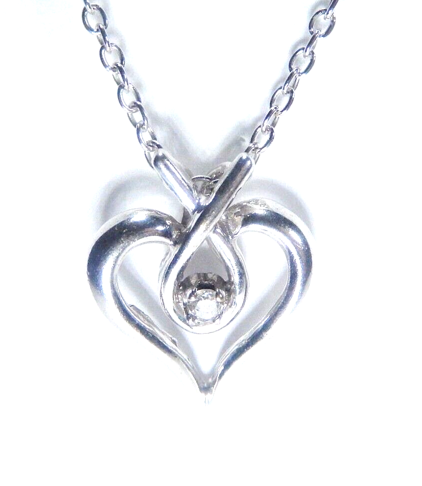 *VINTAGE*  Solid 10K White Gold Natural Diamond Heart Pendant w/ 18" Chain