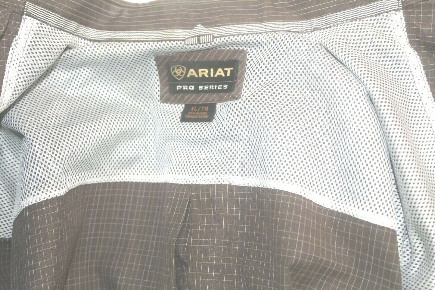 ARIAT Pro Series Western Men's Size XL/TG Long Sleeve Button Front Pin Stripe