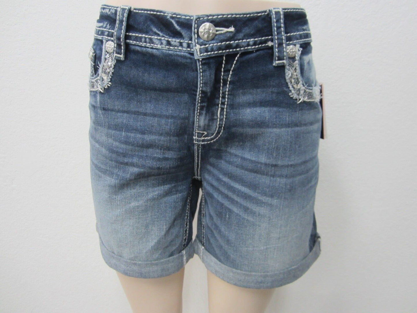 NWT MISS ME Women's Rhinestone Cuffed Stretch Mid-Rise Cut Shorts Size 25 x 6