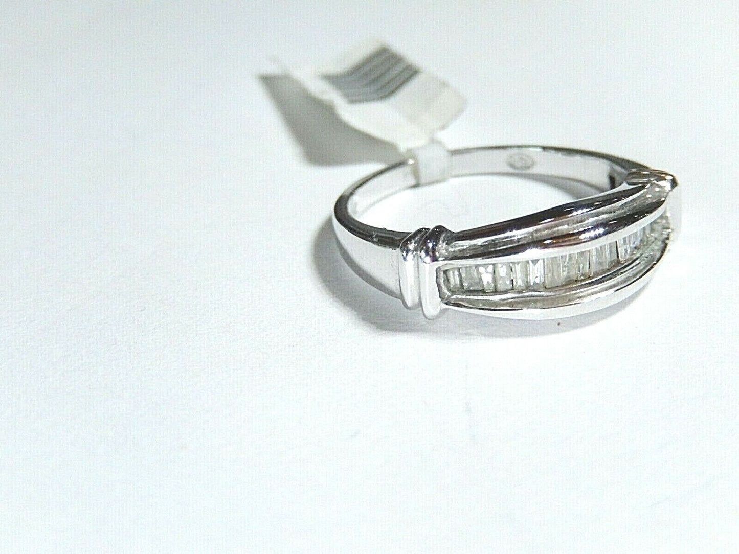 *VINTAGE* 10k Yellow Gold 1/5CT Baguette Diamond "MOM" Ring Size 7.25