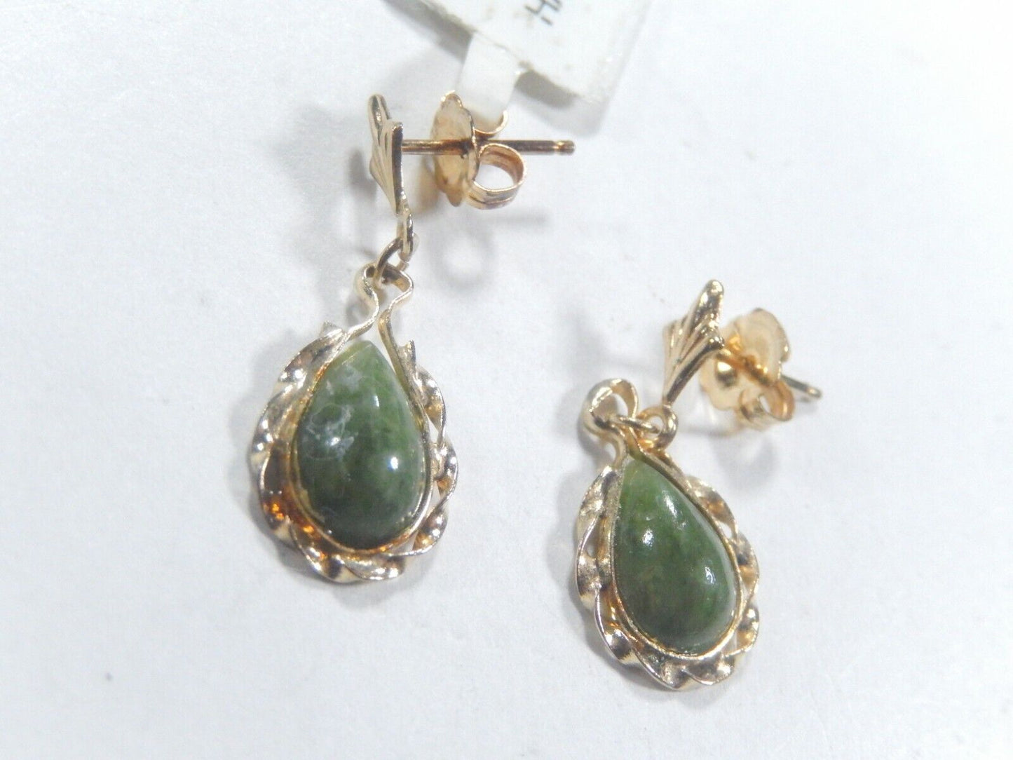 *VINTAGE*  14K Gold Filled Natural A Green Jade Jadeite Dangle Earrings