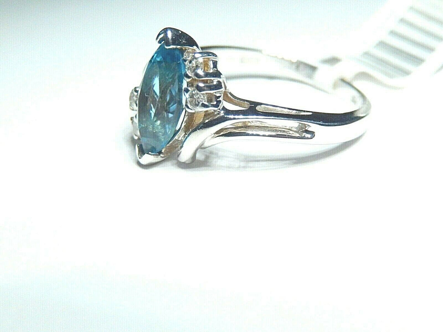 *VINTAGE* 14k White Gold 1.00CT Marquise London Blue Topaz & Diamond Ring Sz6.75