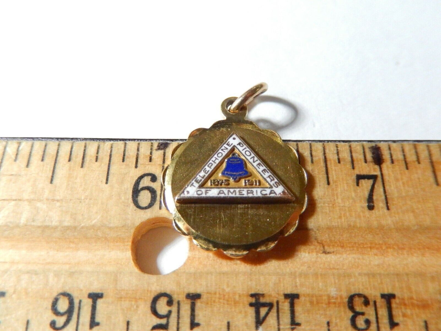 *VINTAGE* 14K Yellow Gold Telephone Pioneers of America Pendant  / Charm