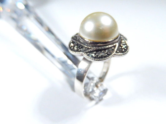 Vintage 925 Sterling Silver Cocktail 12mm  Mabe Pearl & Marcasite Ring Size 7