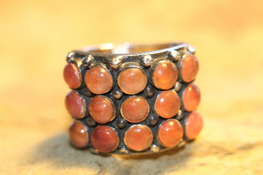 *VINTAGE* THICK & HEAVY Wide Sterling Silver Large Carnelian Ring Sz 7.75