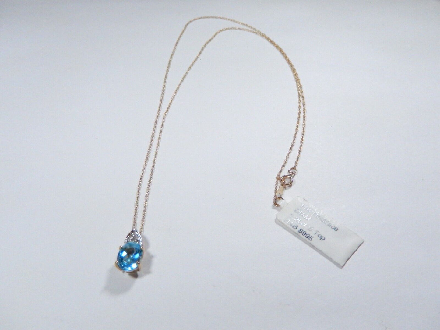 *VINTAGE* 14k Yellow Gold Oval 1.25CT Blue Topaz & Diamond  Pendant w/ 18" Chain