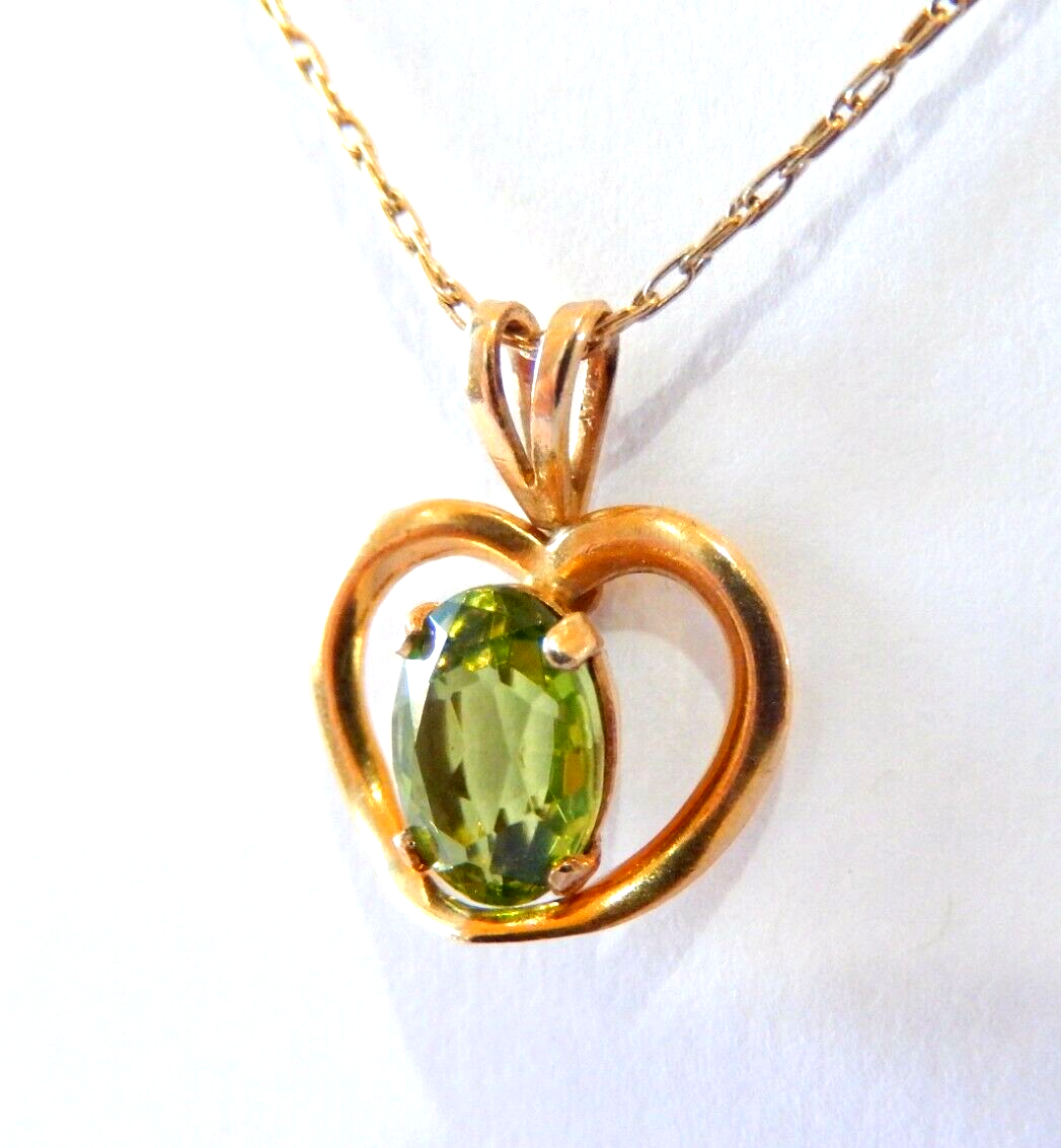 10K Solid Yellow Gold  .75CT Oval  Green Peridot Pendant W/ 20" 10K YG Chain