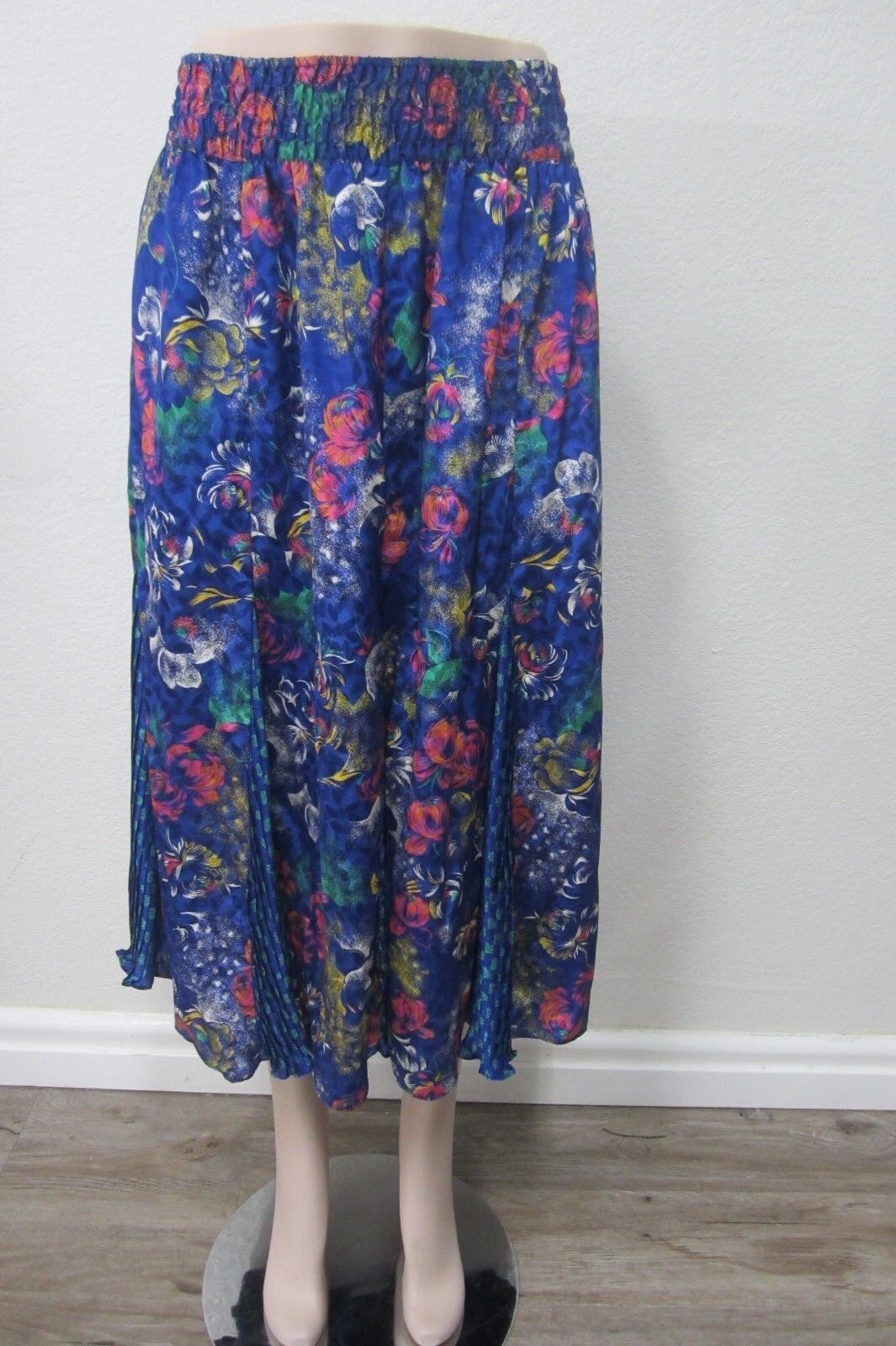 *NWT*  MAYEELOK DESIGNER Floral Decorative Pleated Skirt SO CUTE Size Med