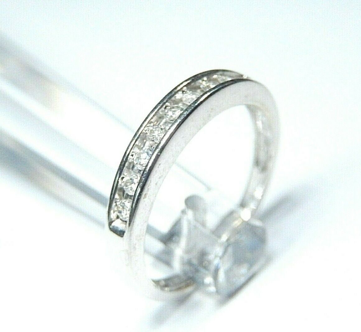 14K White Gold  .25ct Natural VS Diamond Wedding Band Ring Size 7.25