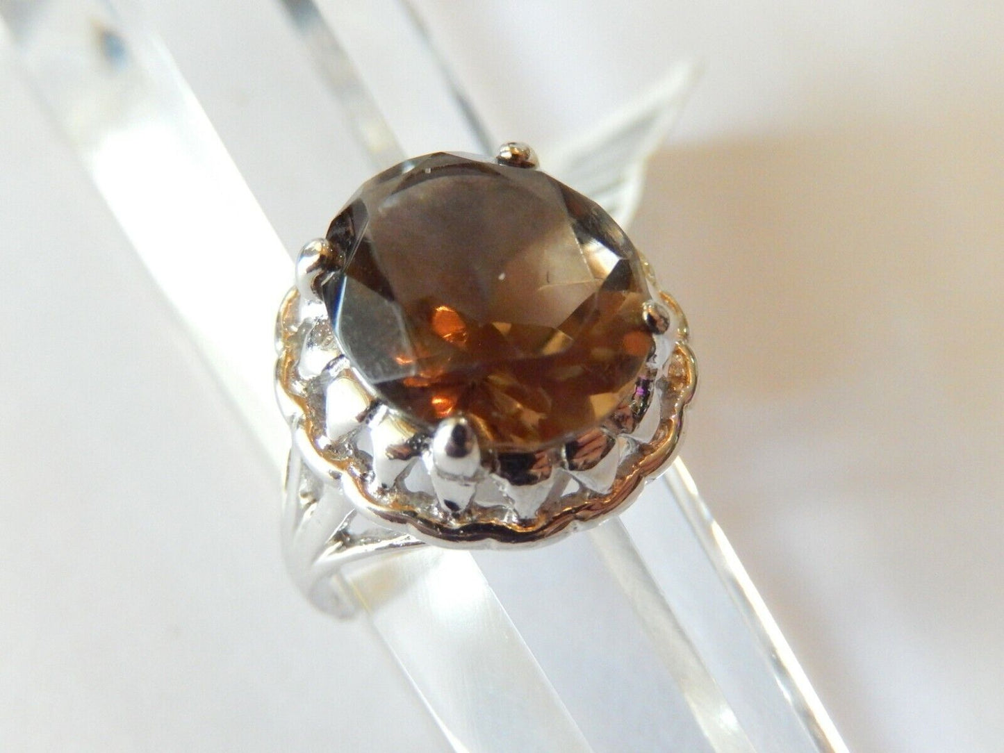 *VINTAGE* 10K White Gold 5CT Oval  Smokey Topaz Ring Size 5