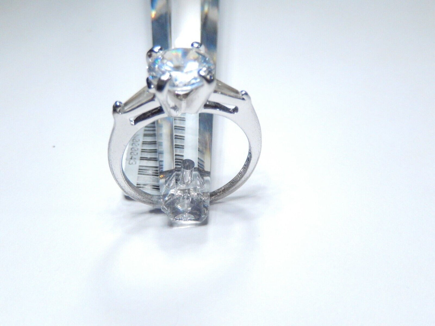 *VINTAGE*  STERLING SILVER  2.50 CT  Round Solitaire & Baguette CZ  Ring* SIZE 6