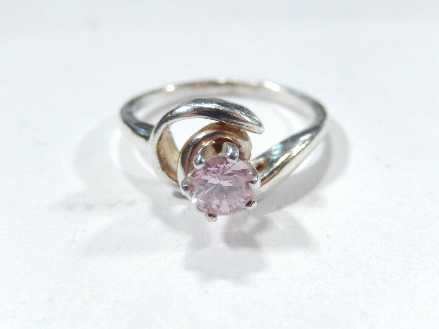 *VINTAGE*  Pink CZ  Swirl Elegant Cute Ring  925 Sterling Silver Band Size 8