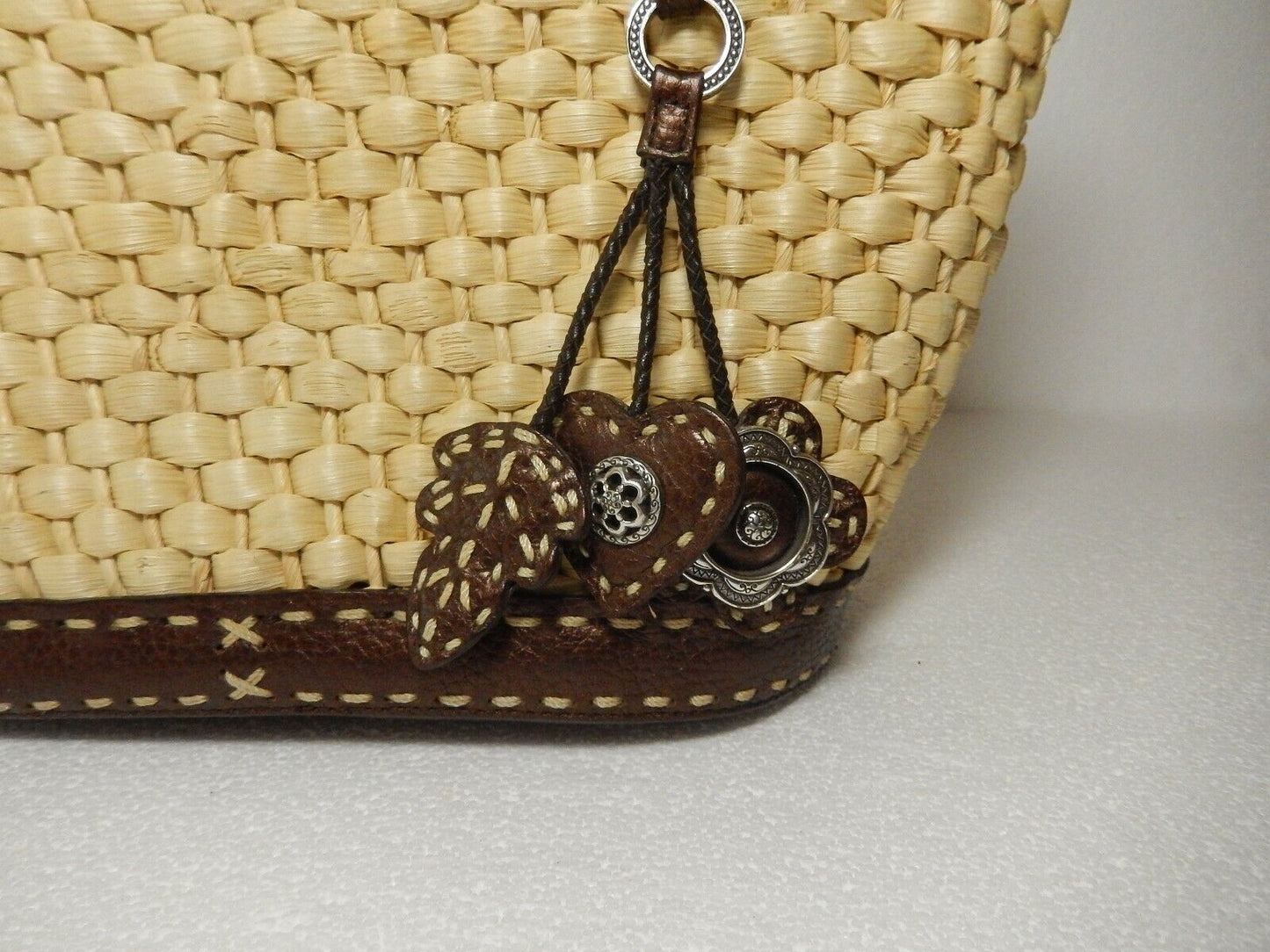 *MINT* Brighton Collectibles Big Straw Handbag with Detailed Leather Accents