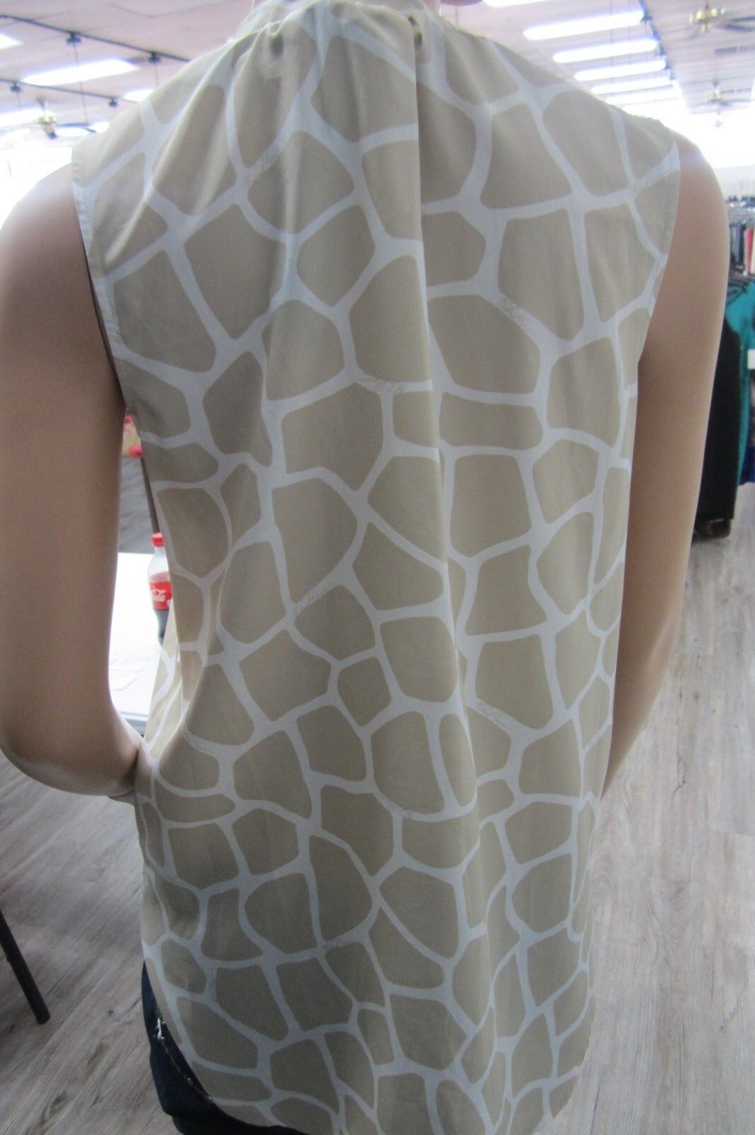 VERY CUTE MICHAEL KORS ZEBRA  ANIMAL PRINT BUTTON DOWN BLOUSE Size 8