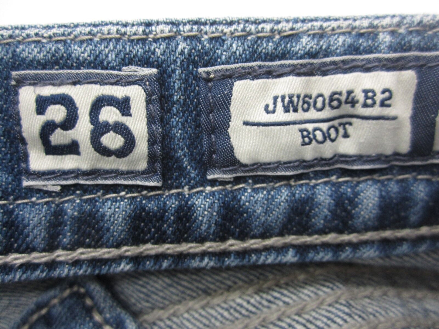 MINT Miss Me Jeans Womens Boot Cut Cowhide Med Wash Blue JW6064B2 Size 26x33