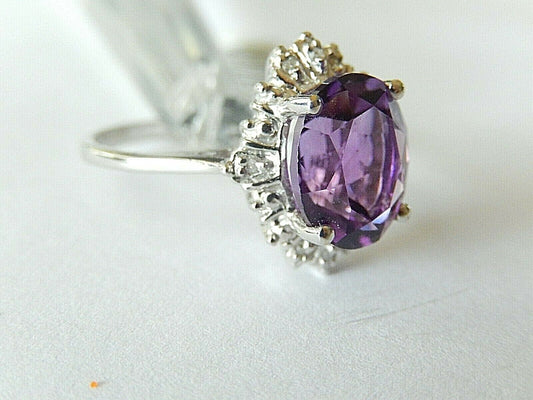 14k White Gold Ladies 4.5Ct Amethyst and Diamond Ring Size 9