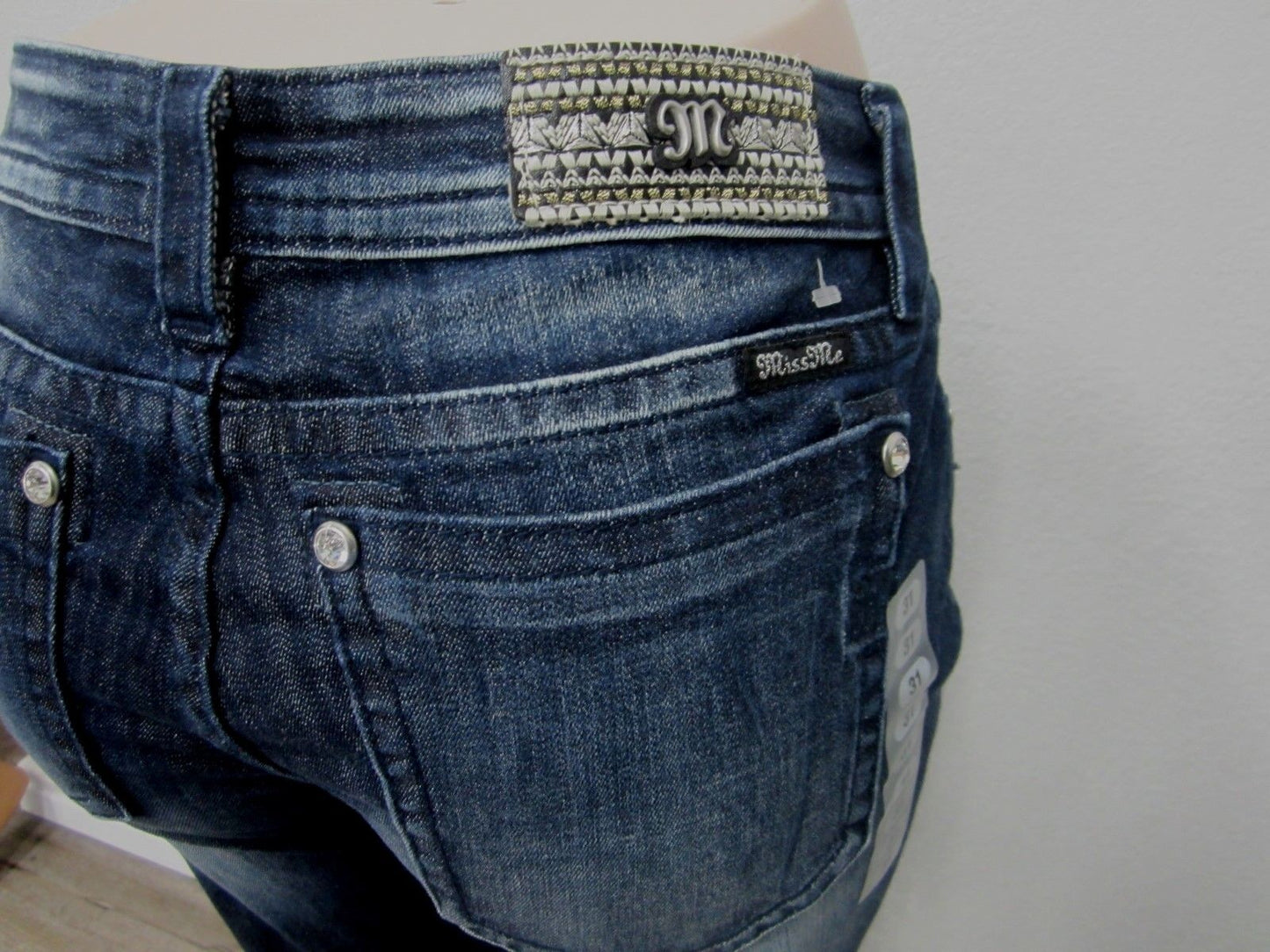 NWT WOMEN'S MISS ME JEANS SIGNATURE ANKLE SKINNY JP 8757AK INSEAM W31 X L27