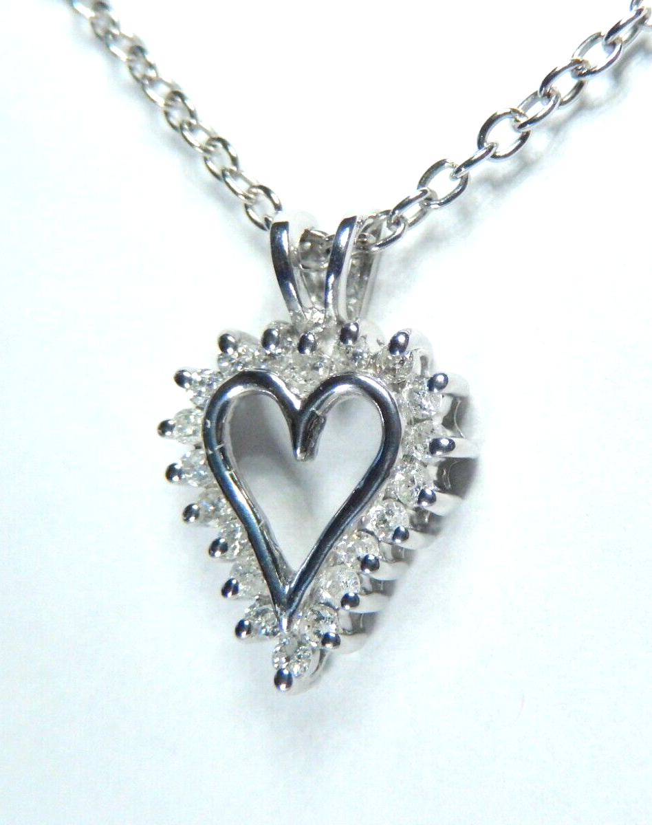 *NWT*  10k White Gold & Diamond Heart Pendant w/ 18" Chain