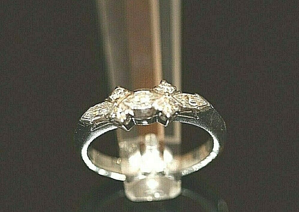 *1950 VINTAGE*  90% Platinum  .48CT TW Diamond  Wedding Band  Ring Size 6 1/4