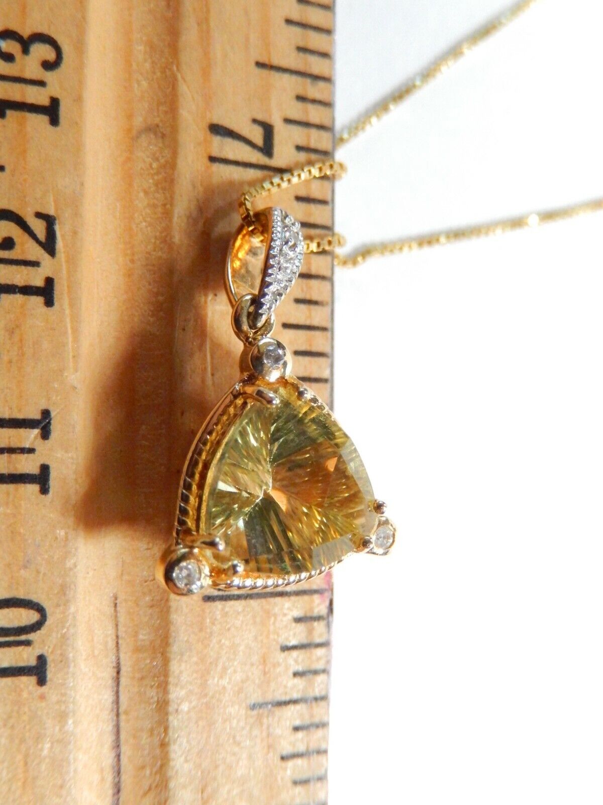 NWT 14K Yellow Gold 2.00 Ct Triangle Citrine Diamond Solitaire Pendant  w/ Chain