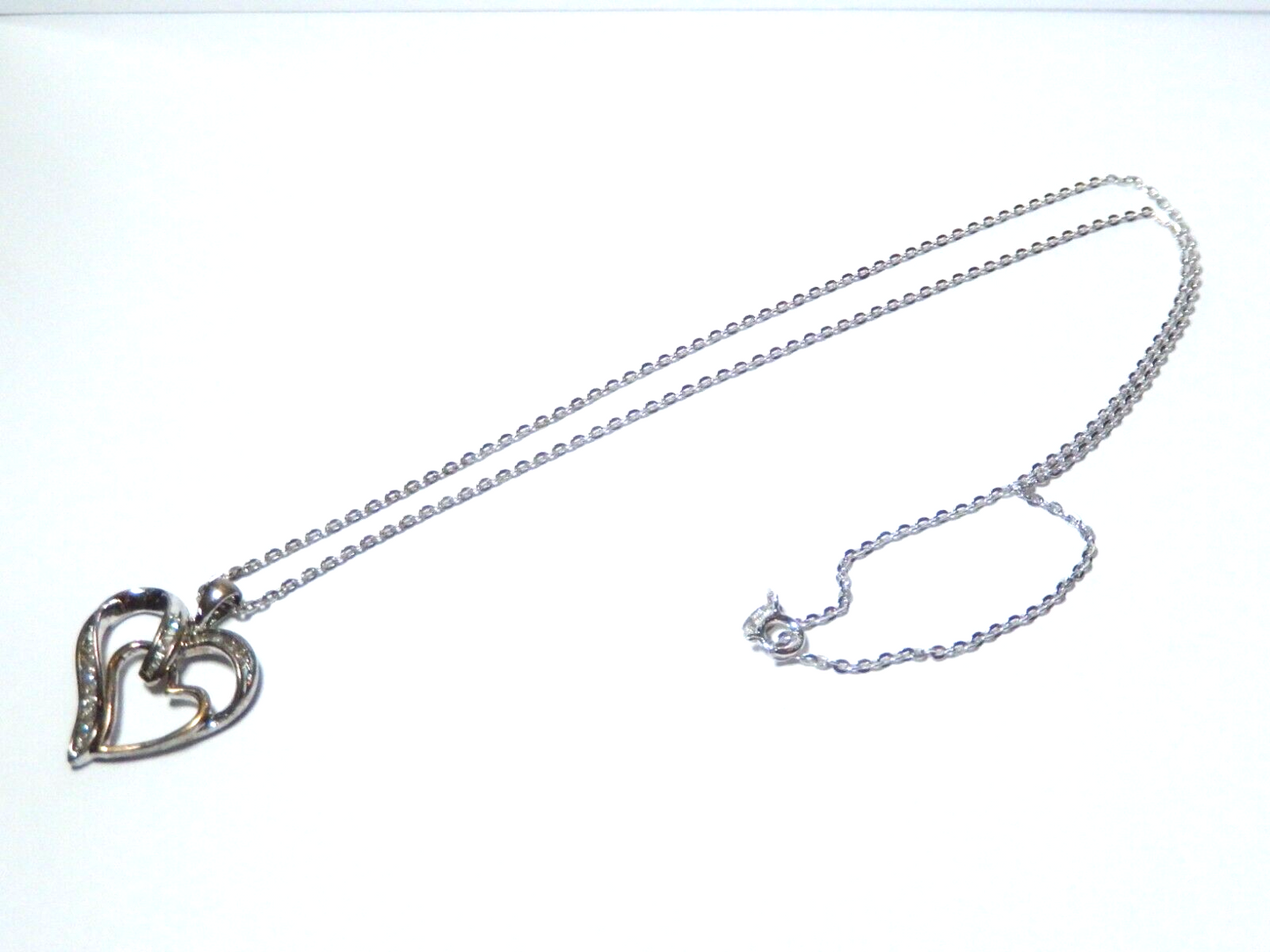 *VINTAGE* 14K Yellow Gold & Sterling .33CT Diamond Cluster Heart Pendant w/18" C