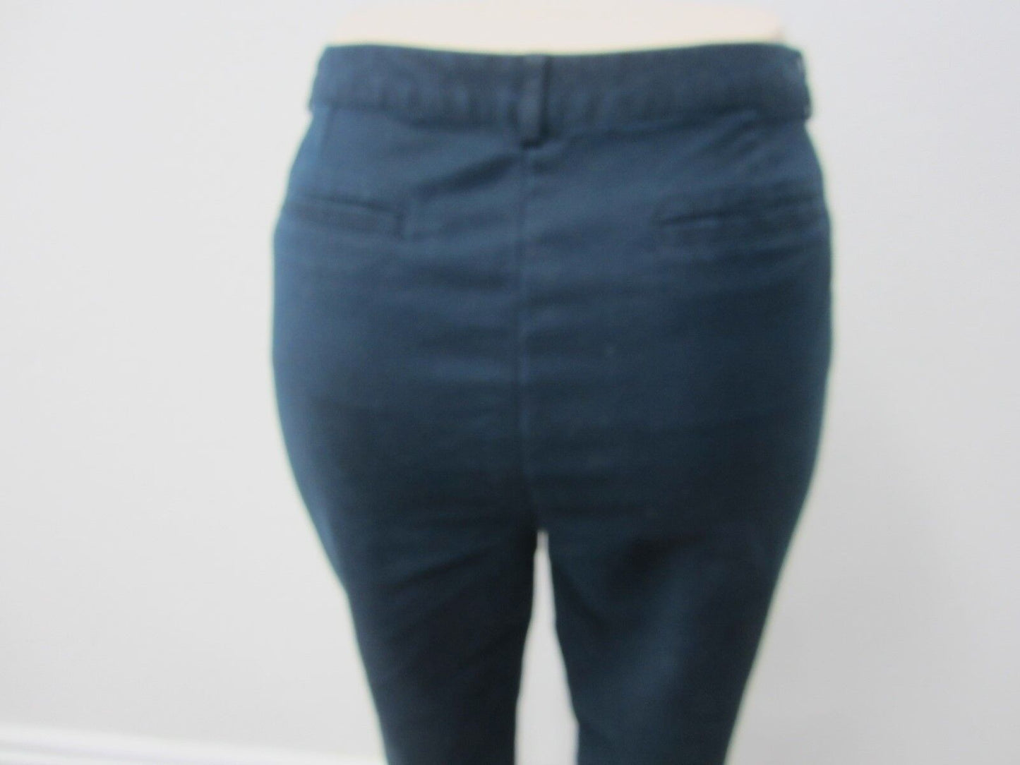 VERY NICE  Michael Kors Navy Basics Skinny Pants Gold Zipper Pockets Size14 x 28
