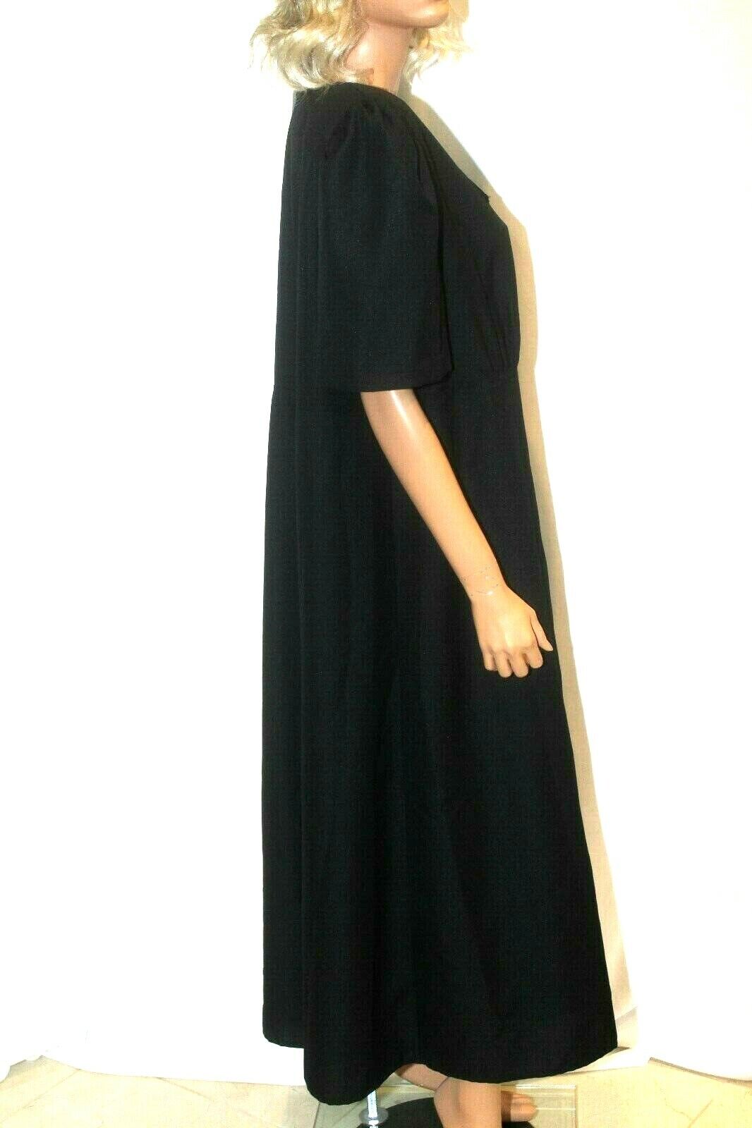 *NWT* $64.  More Jazz Black Sequence Collar Trim Long  Dress Size 20 "VERY NICE"
