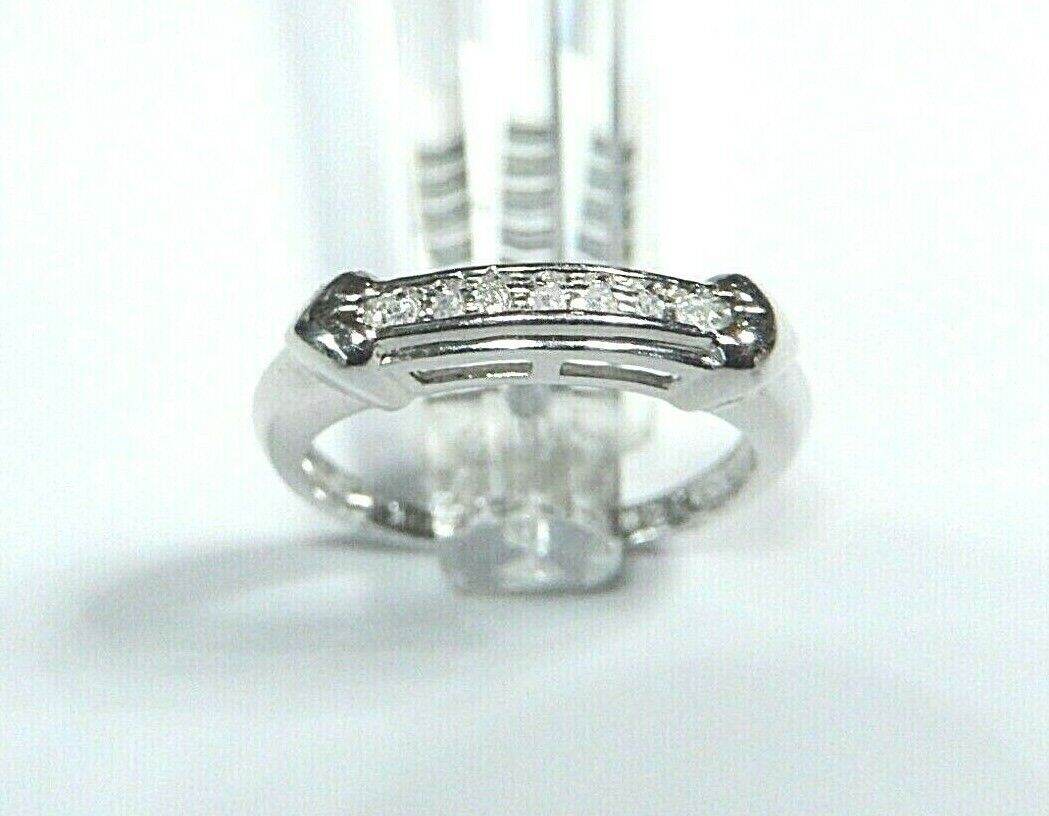 *NWT* 10k White Gold Round Natural Seven Diamond Wedding Band Ring Size 7