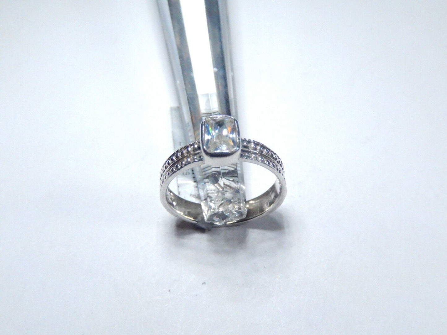 *VINTAGE*   .75 CT Emerald CZ SOLITAIRE STERLING SILVER BEADED BAND RING SZ 7.75